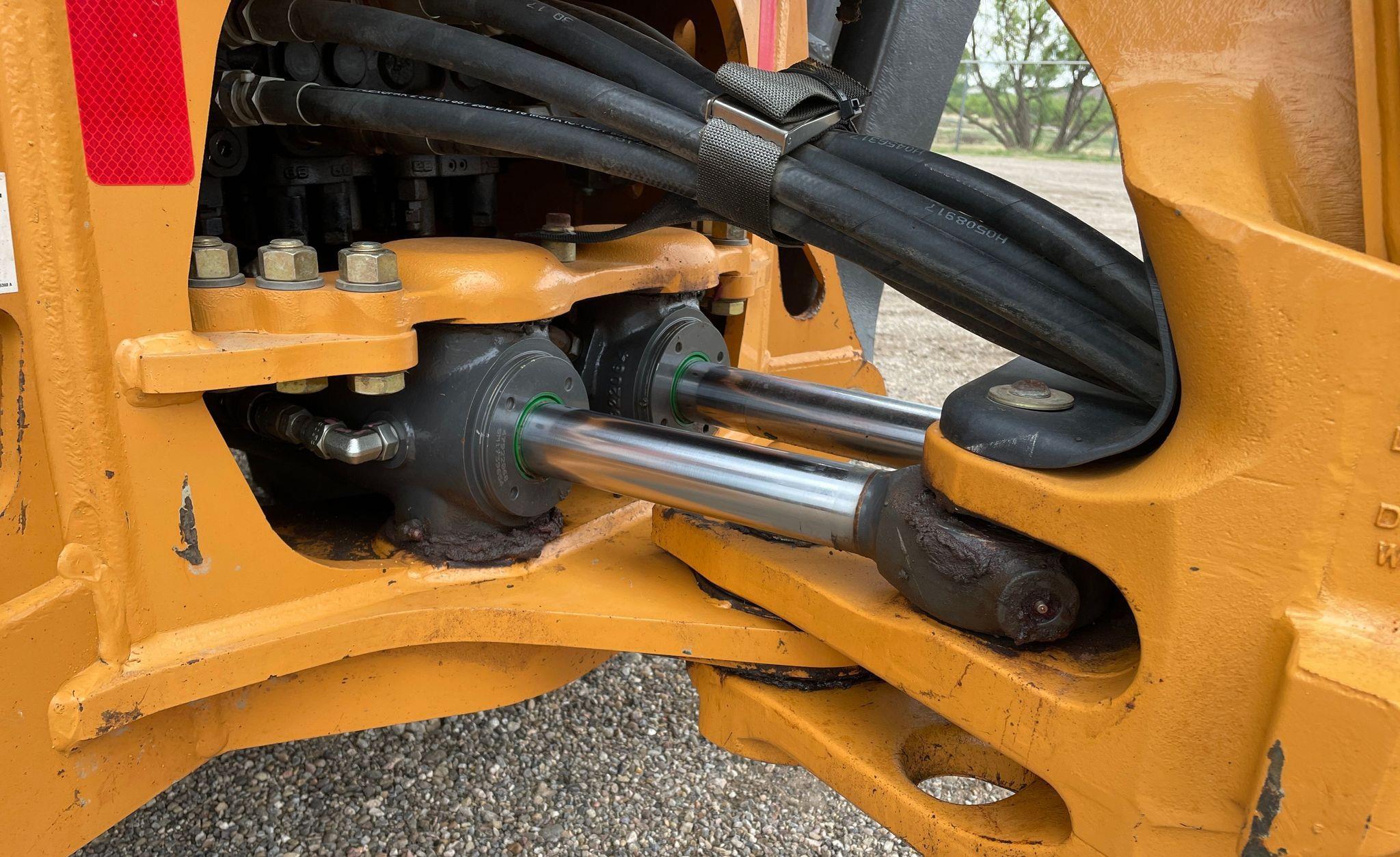 2018 Case 580N EP Backhoe gallery