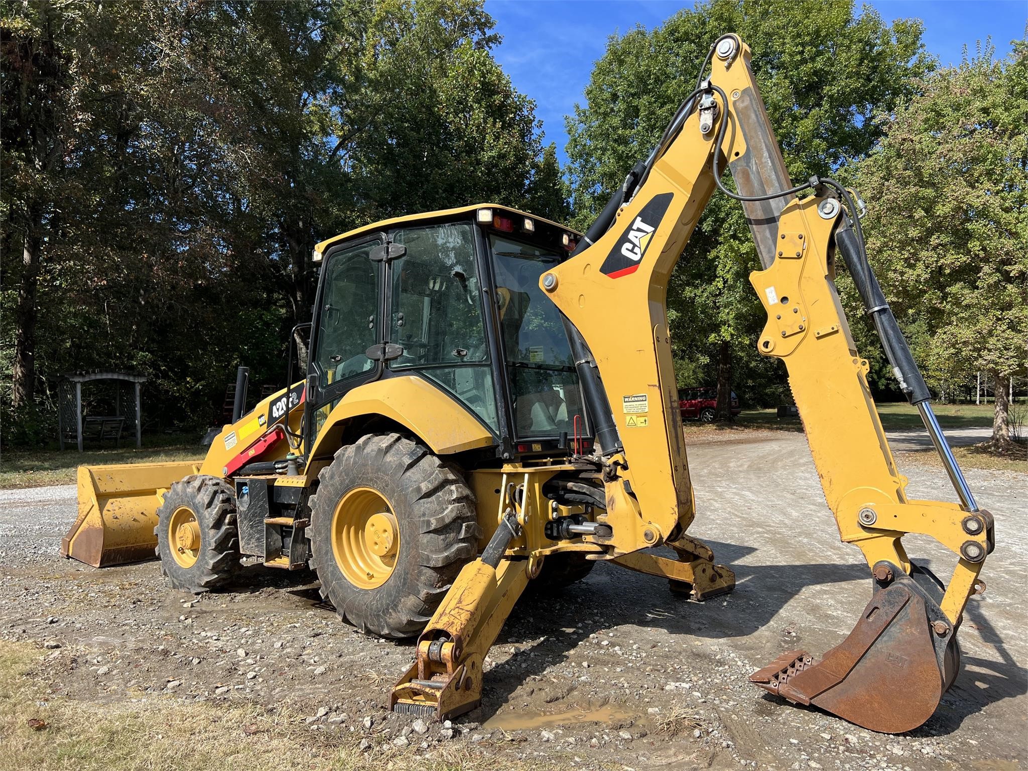 2015 Caterpillar 420F2 backhoe gallery