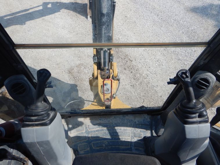 2014 Caterpillar 430F Backhoe gallery