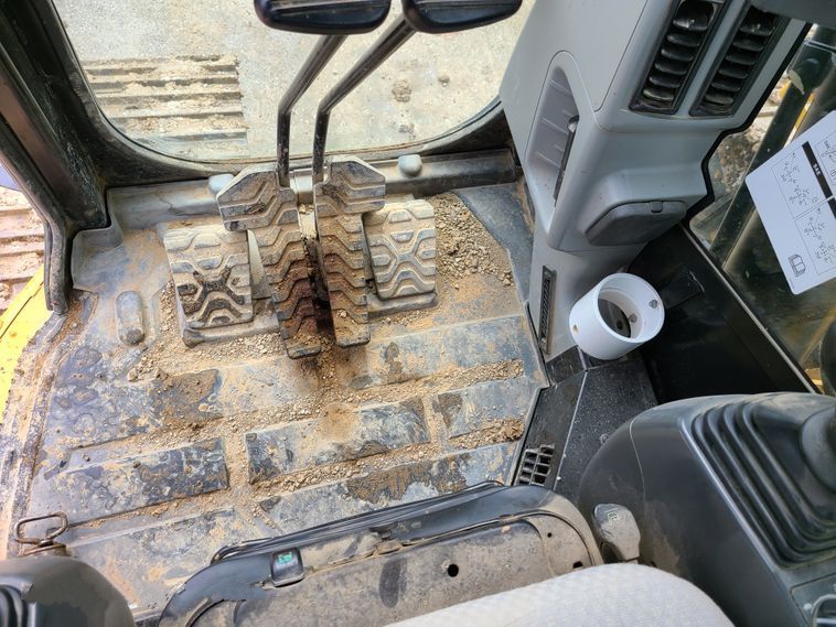 2014 Caterpillar 321D LCR Excavator gallery