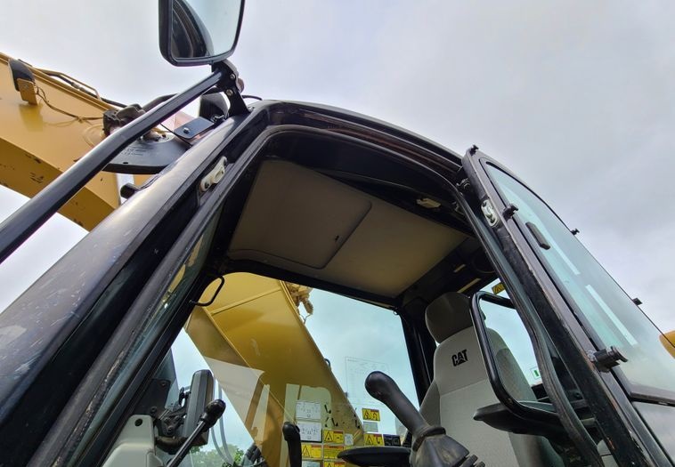 2014 Caterpillar 321D LCR Excavator gallery