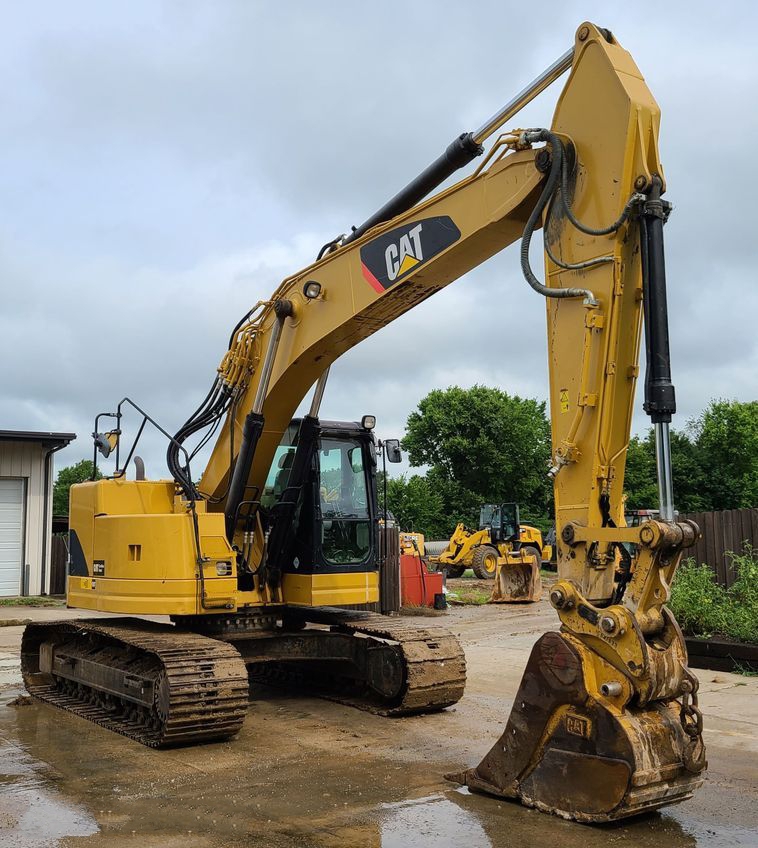 2014 Caterpillar 321D LCR Excavator gallery