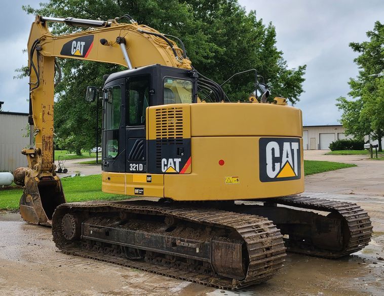 2014 Caterpillar 321D LCR Excavator gallery