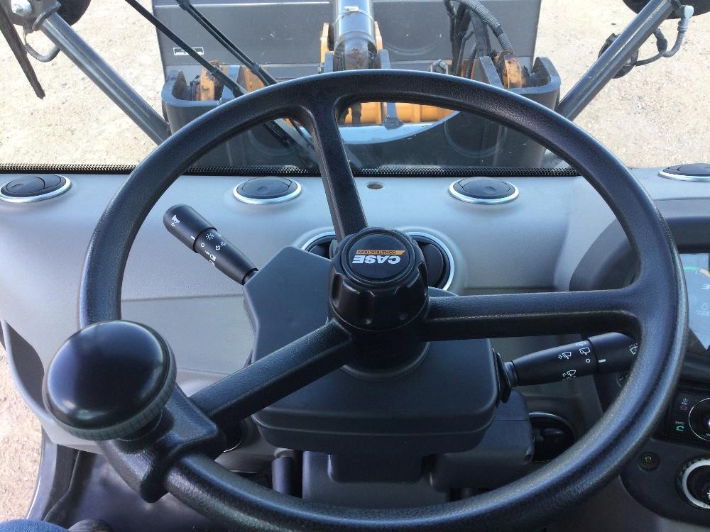 2018 Case 221F Wheel Loader gallery