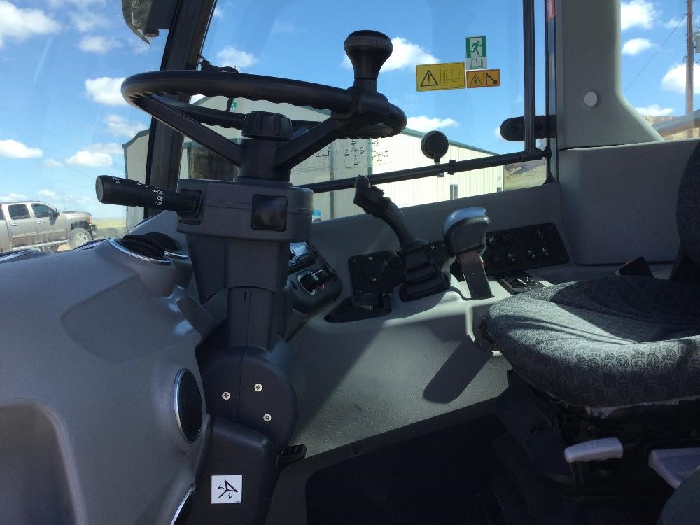 2018 Case 221F Wheel Loader gallery