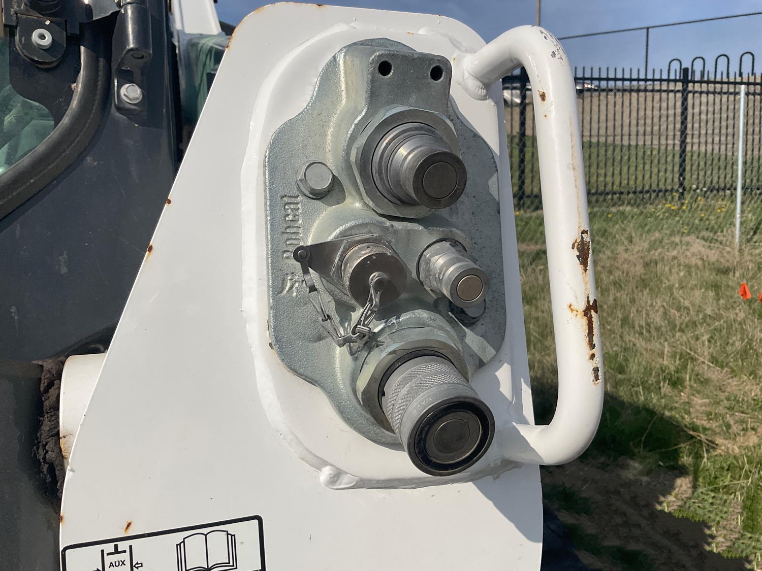 2020 Bobcat T870 Skid Steer gallery
