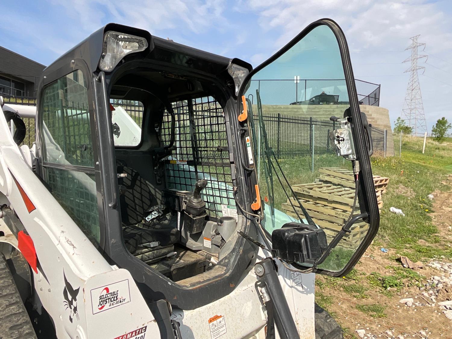 2020 Bobcat T870 Skid Steer gallery