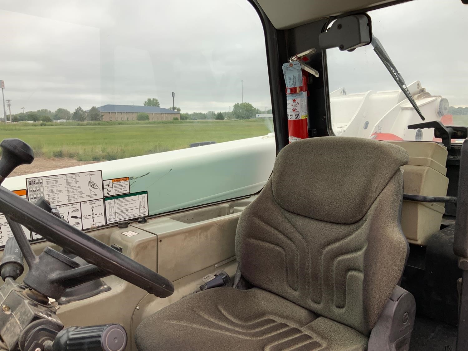 2010 Bobcat V723 Telehandler gallery