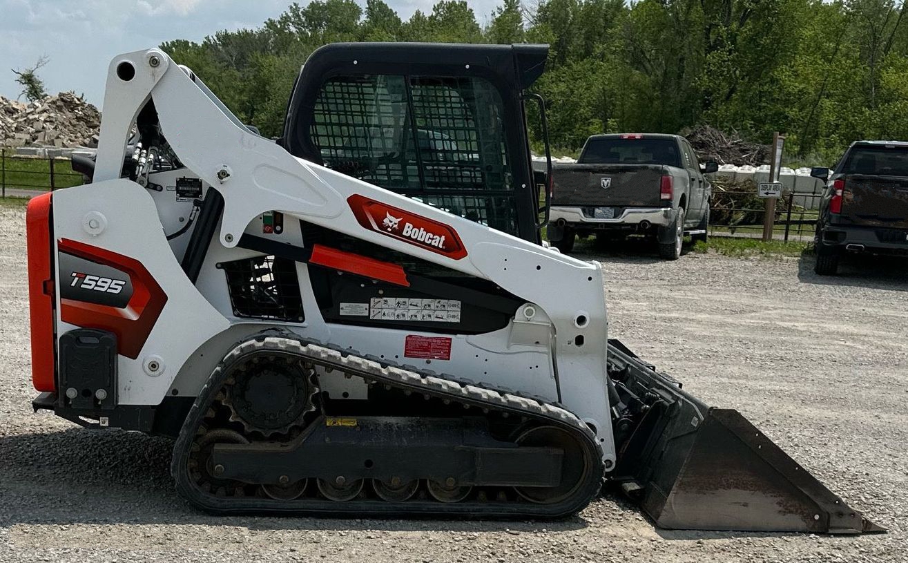 2021 Bobcat T595 Skid Steer gallery