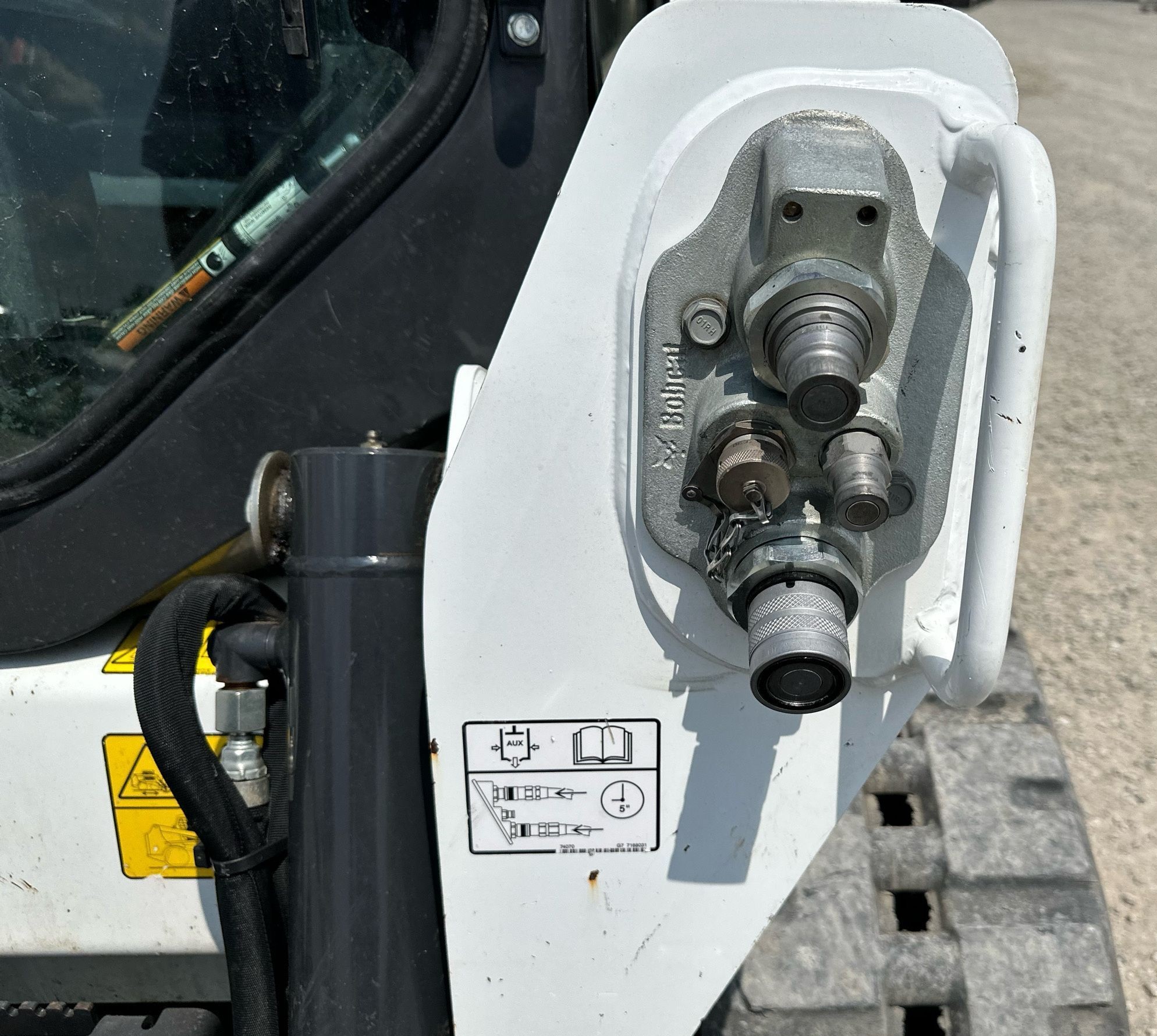 2021 Bobcat T595 Skid Steer gallery