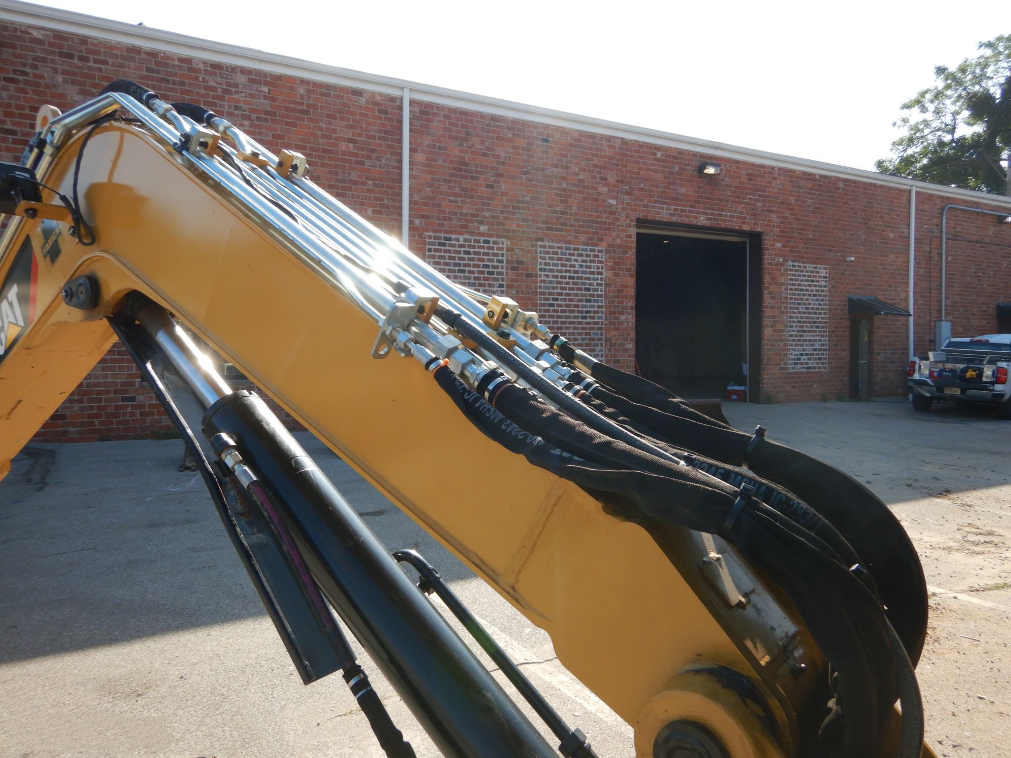 2018 Caterpillar 305E2 CR Mini Excavator gallery
