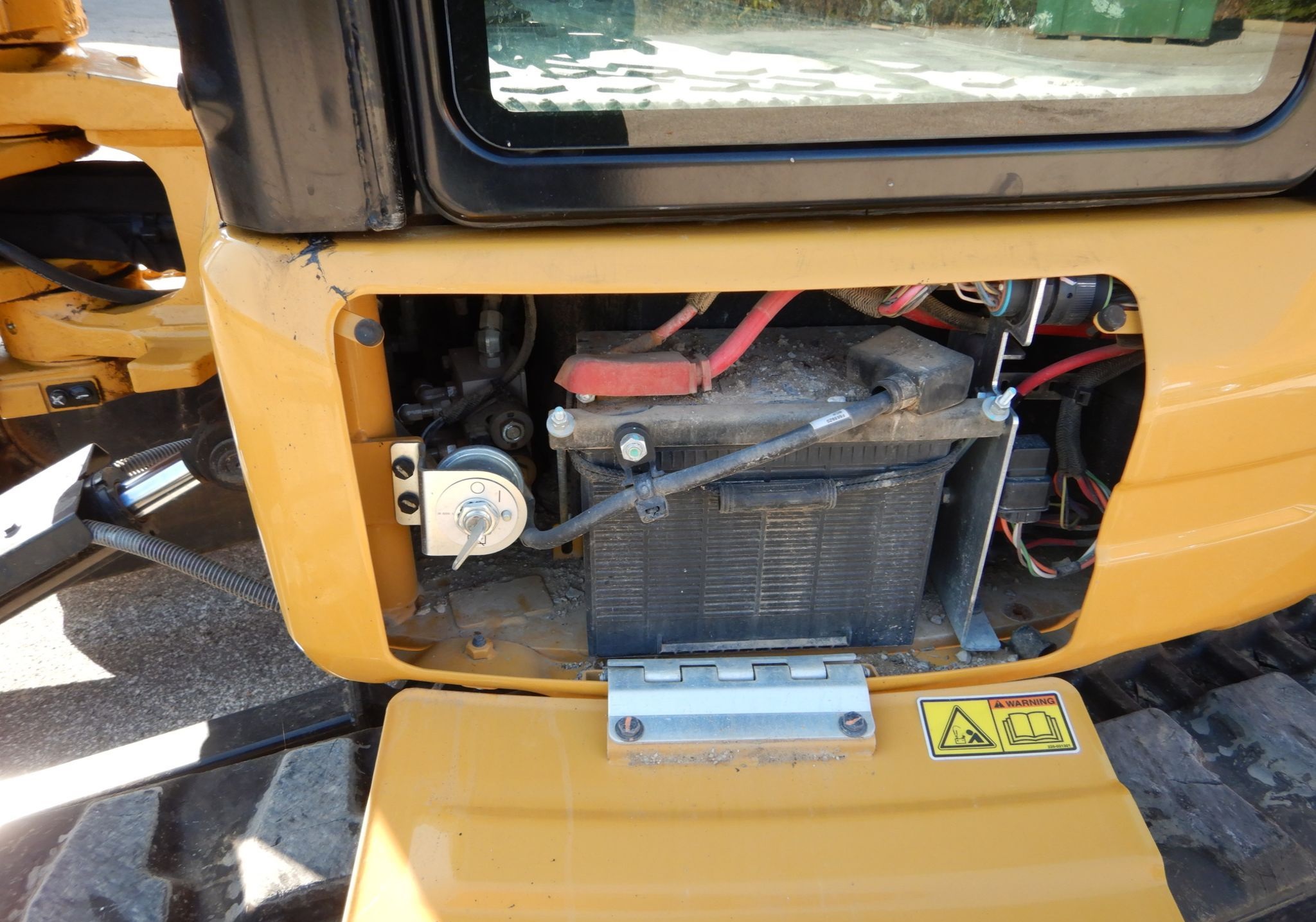 2018 Caterpillar 305E2 CR Mini Excavator gallery
