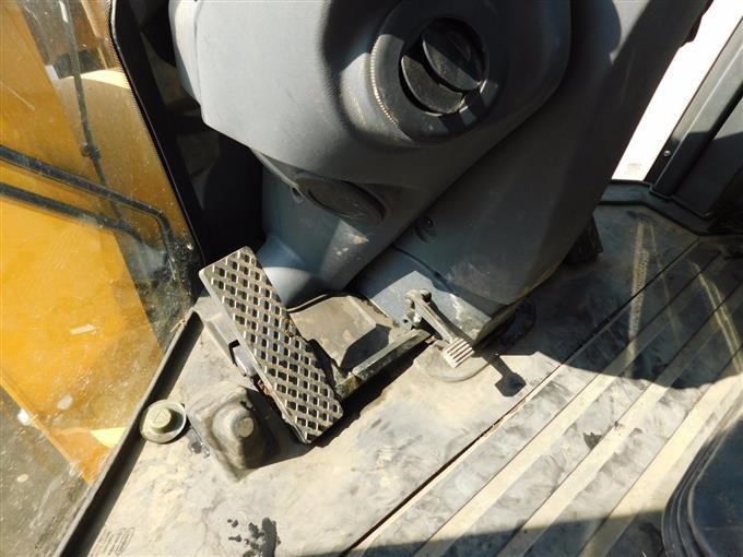 2014 John Deere 524K Wheel Loader gallery