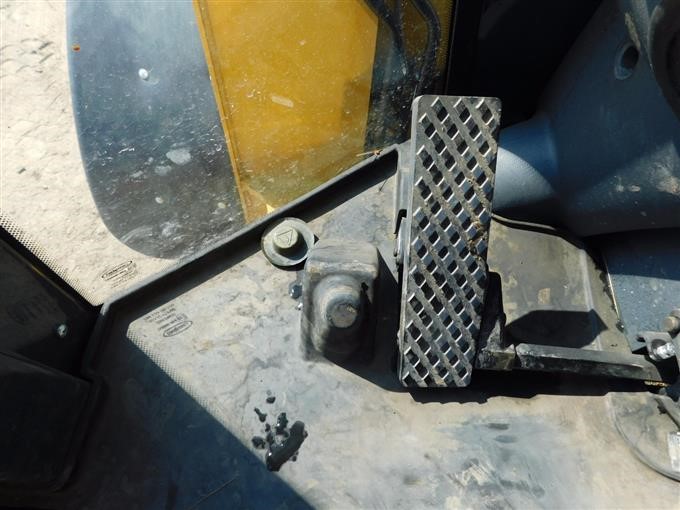 2014 John Deere 524K Wheel Loader gallery