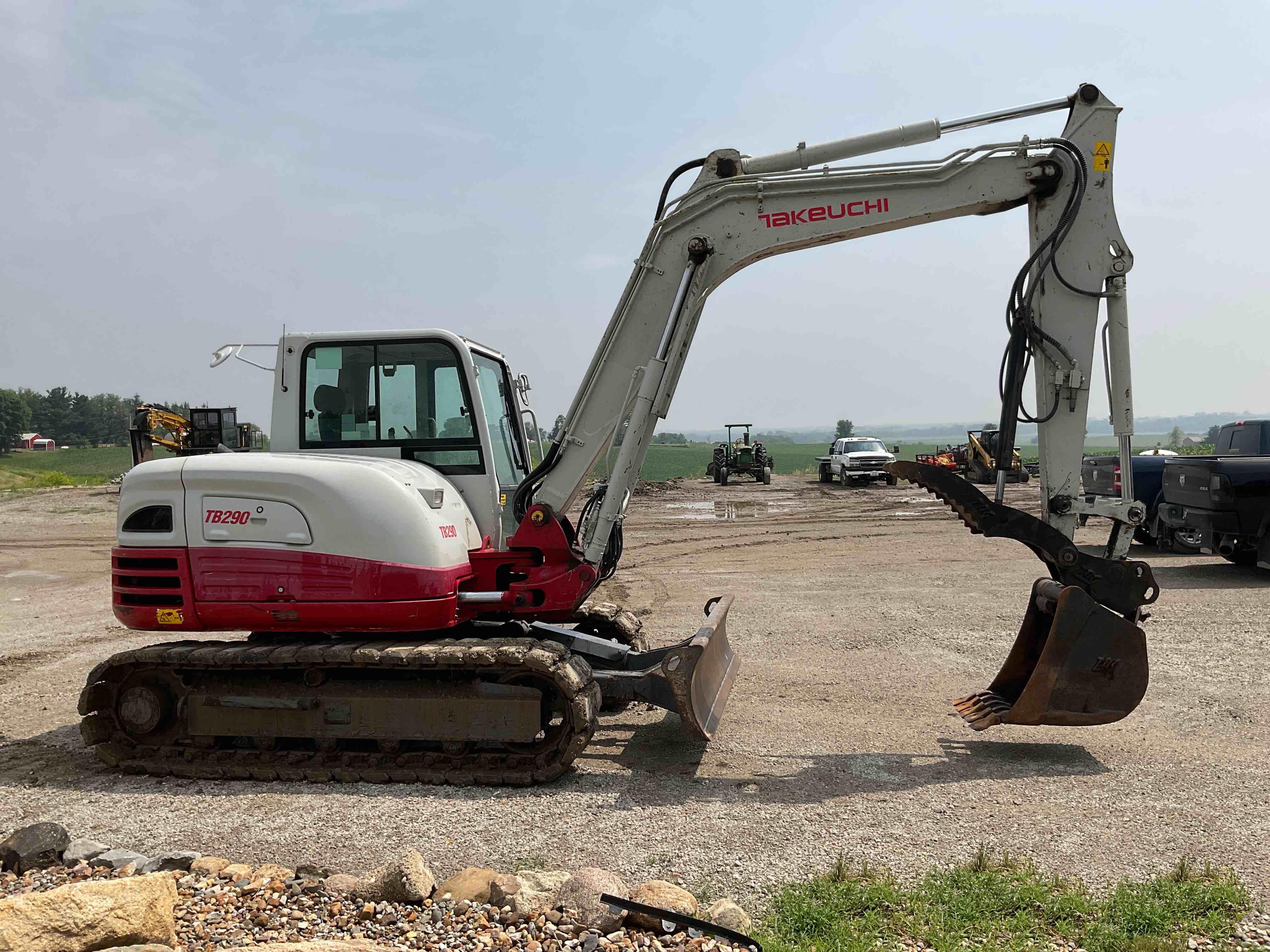 2017 Takeuchi TB290 Mini Excavator gallery