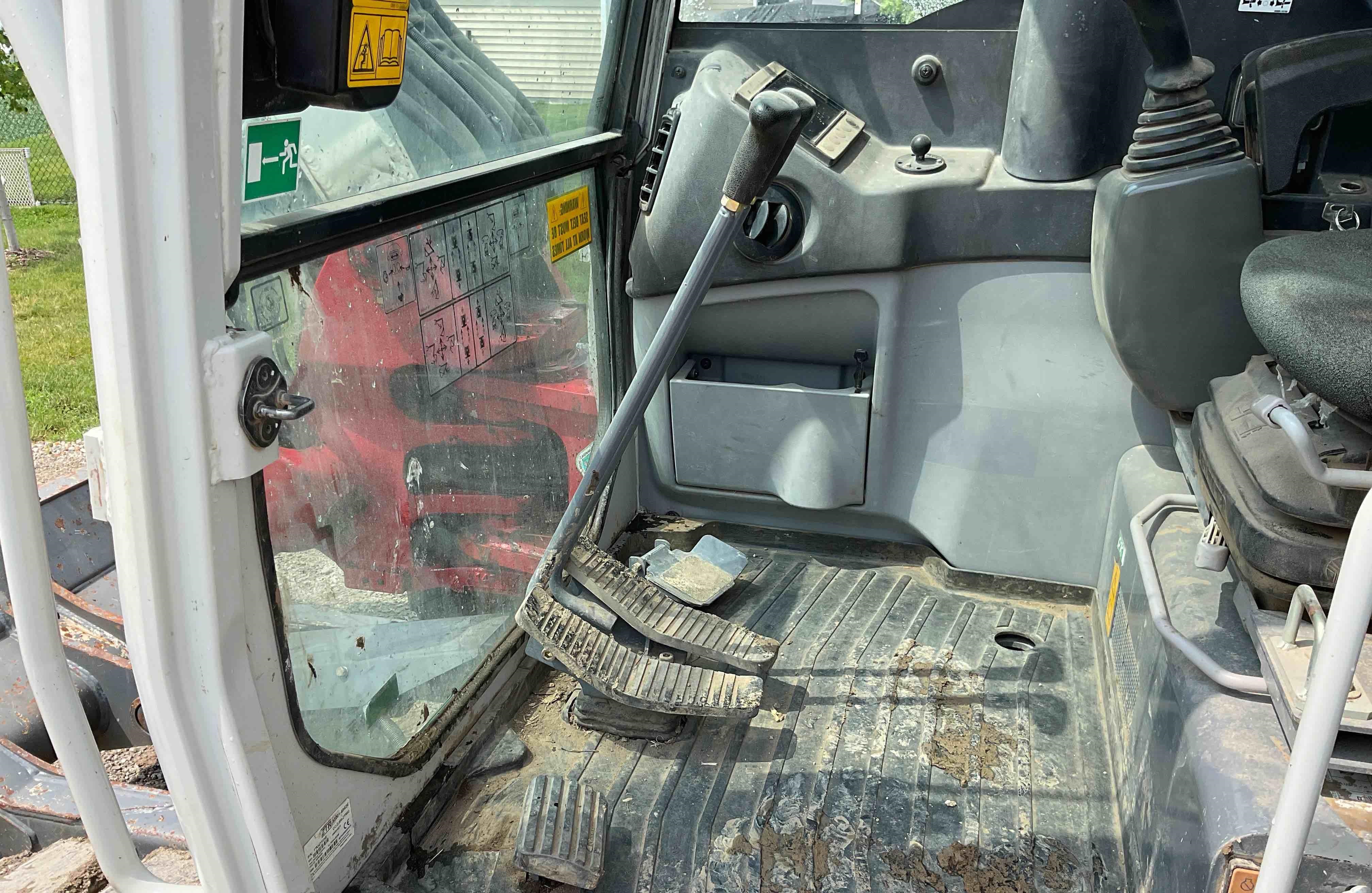 2017 Takeuchi TB290 Mini Excavator gallery
