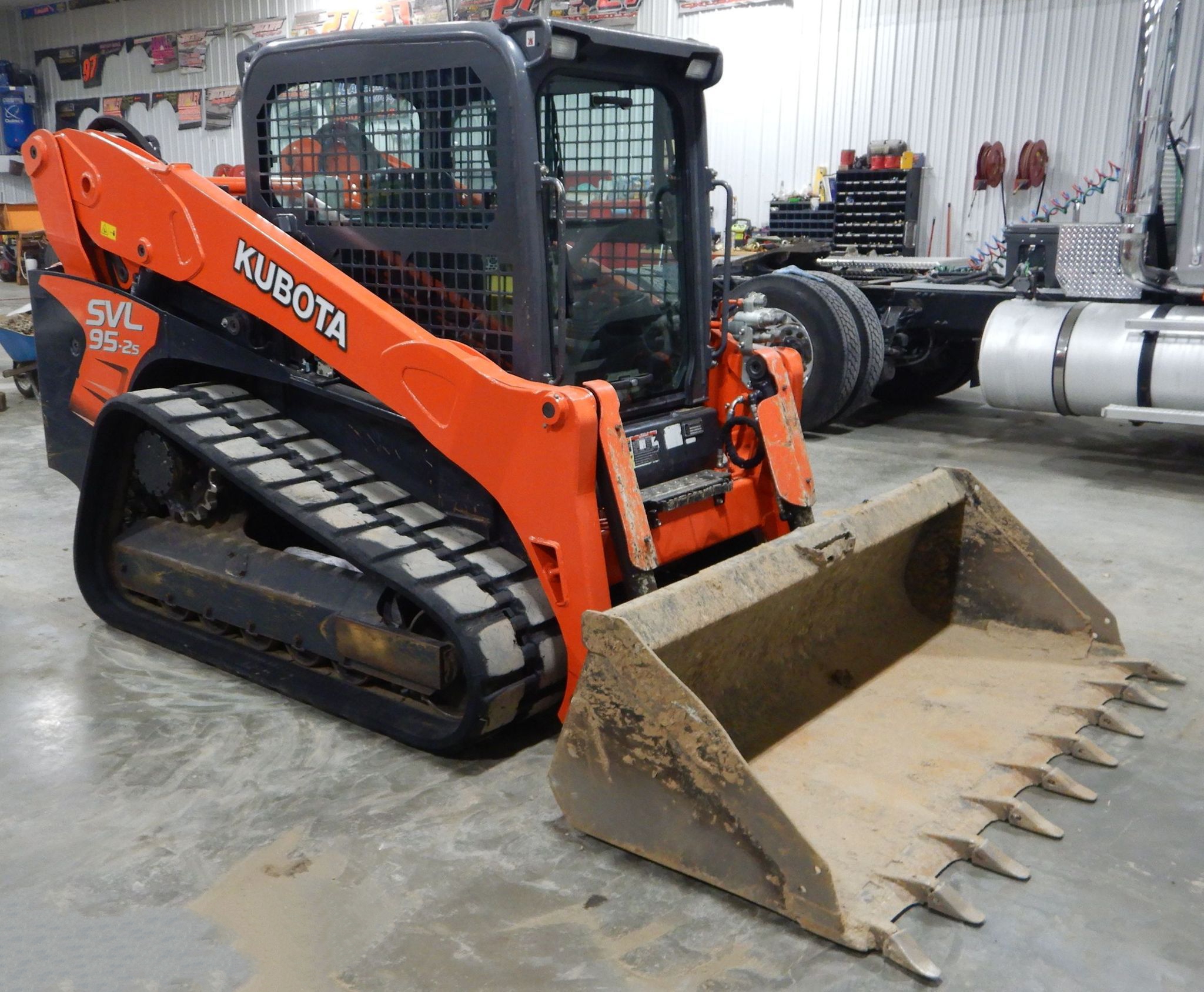 2019 Kubota SVL95-2S Skid Steer gallery