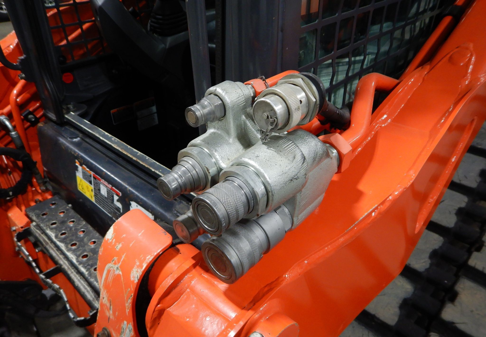 2019 Kubota SVL95-2S Skid Steer gallery