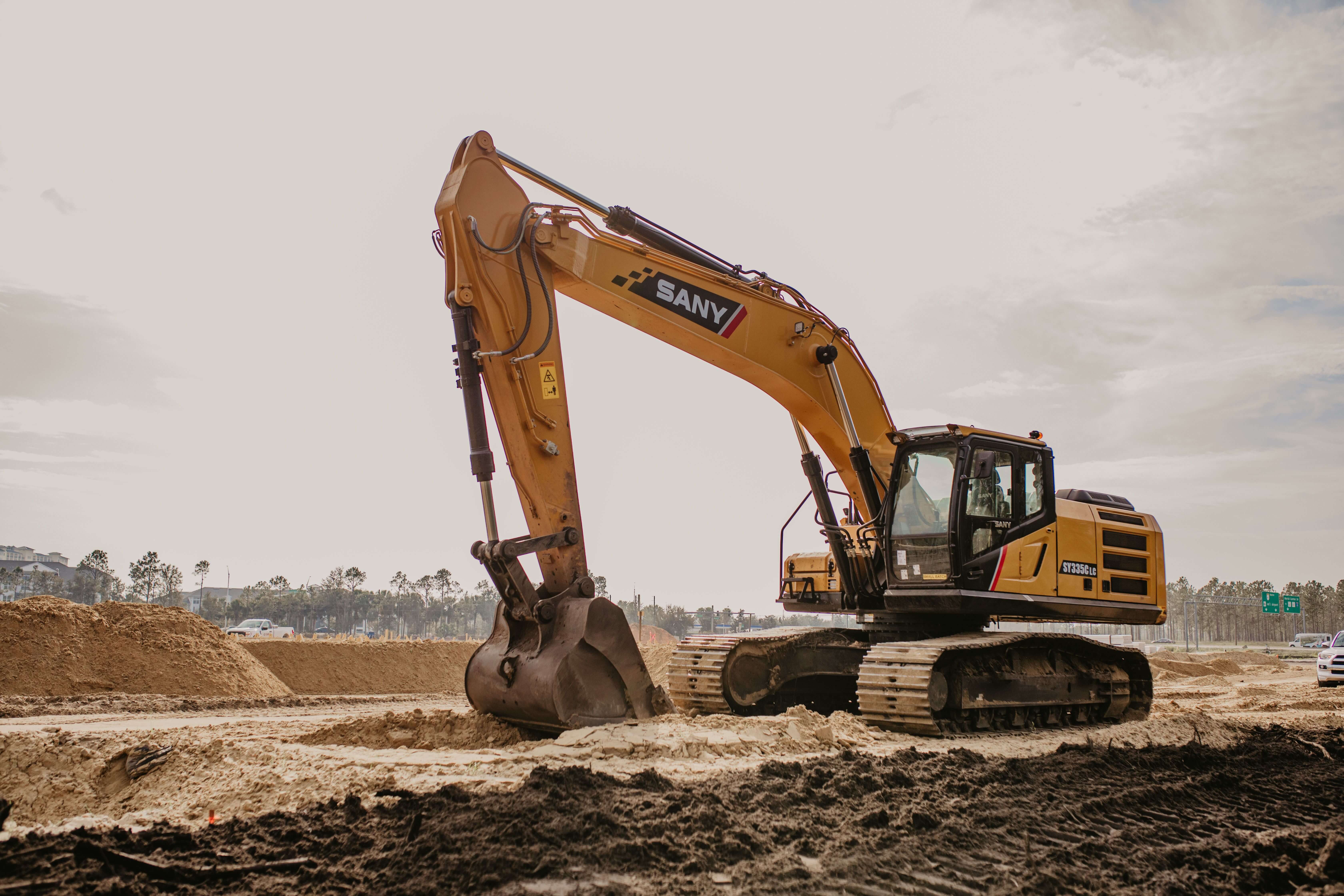 What is an Excavator and What's It Used For?