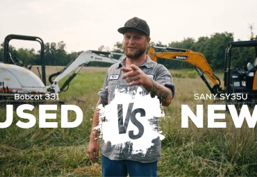 New Vs. Used Excavators: Should I Buy New or Used Heavy Equipment?