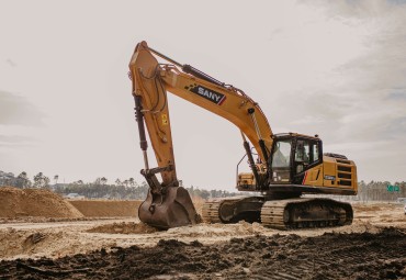 What is an Excavator and What's It Used For?